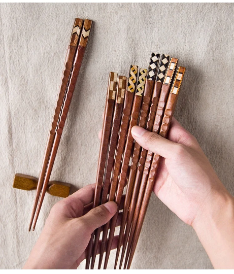 Gohobi – 5 par japanske spisepinner av tre Cone