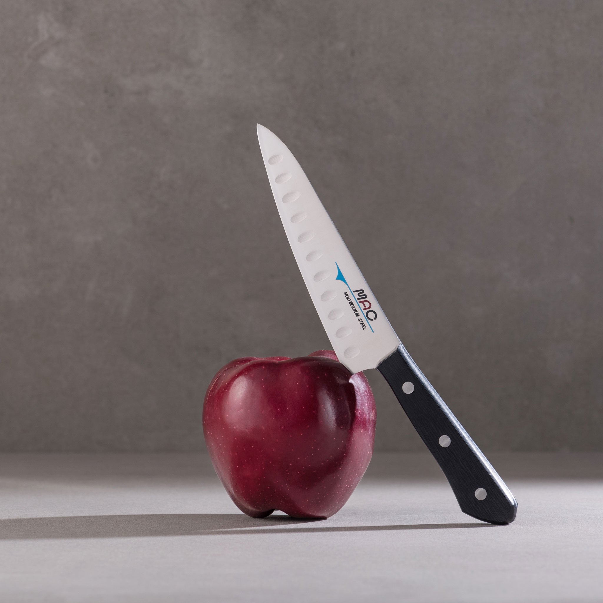 MAC Chef Grønnsakskniv med luftspalt 13 cm