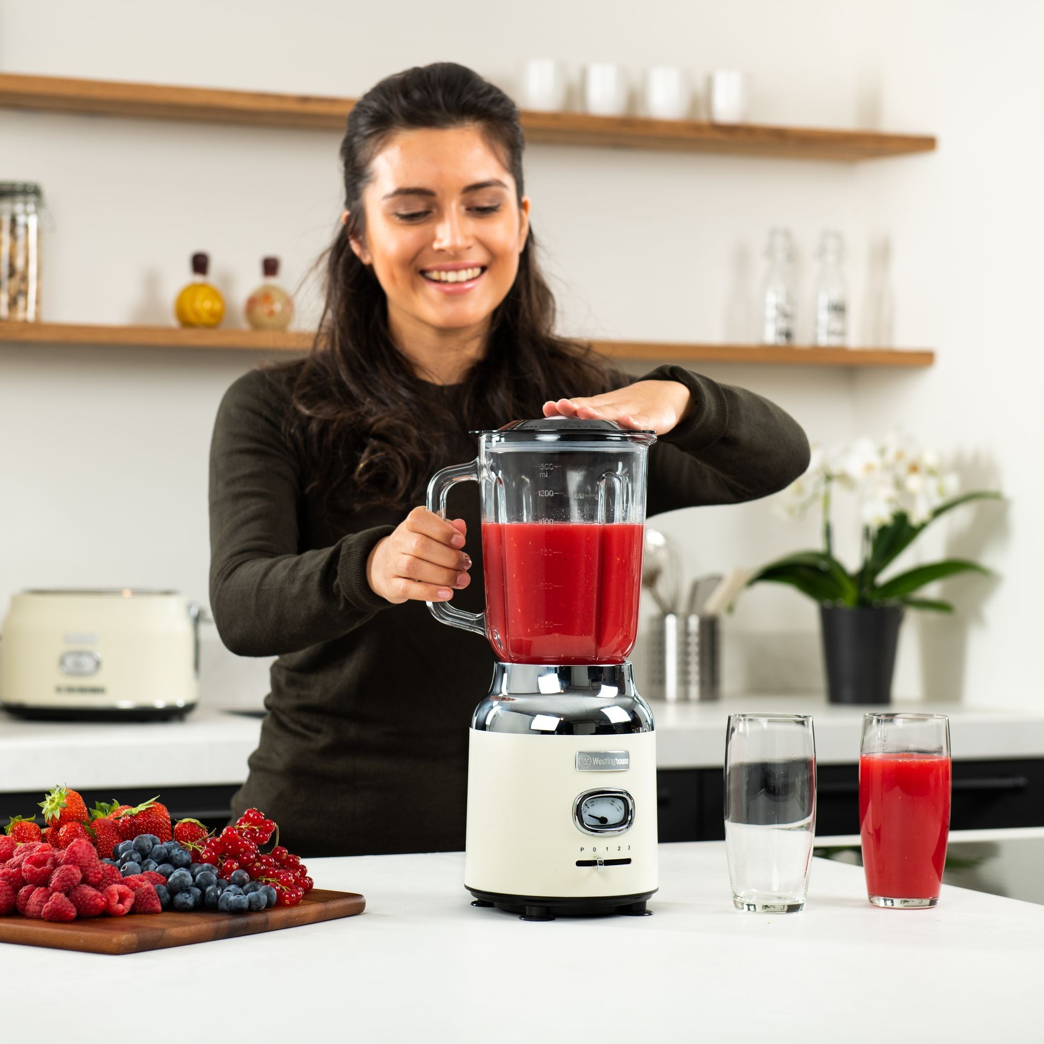 Westinghouse Retro Bordblender - 1.5L - Hvit