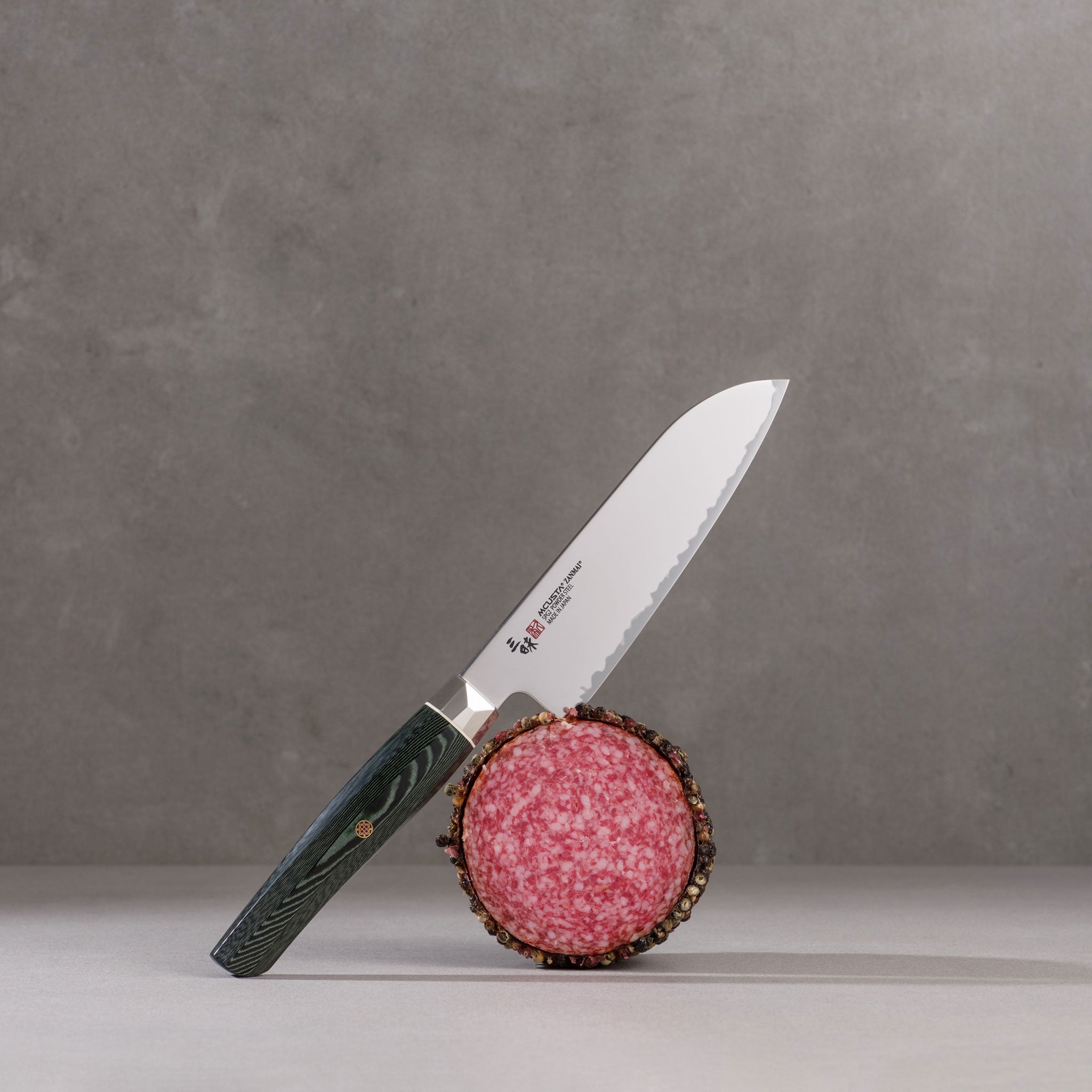 Mcusta Zanmai Revolution Santokukniv 15 cm